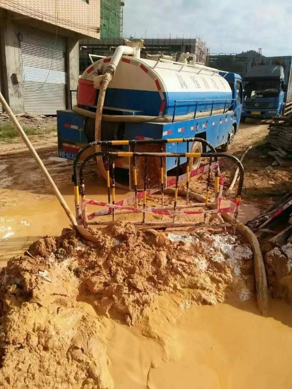 日土工地淤泥清淤