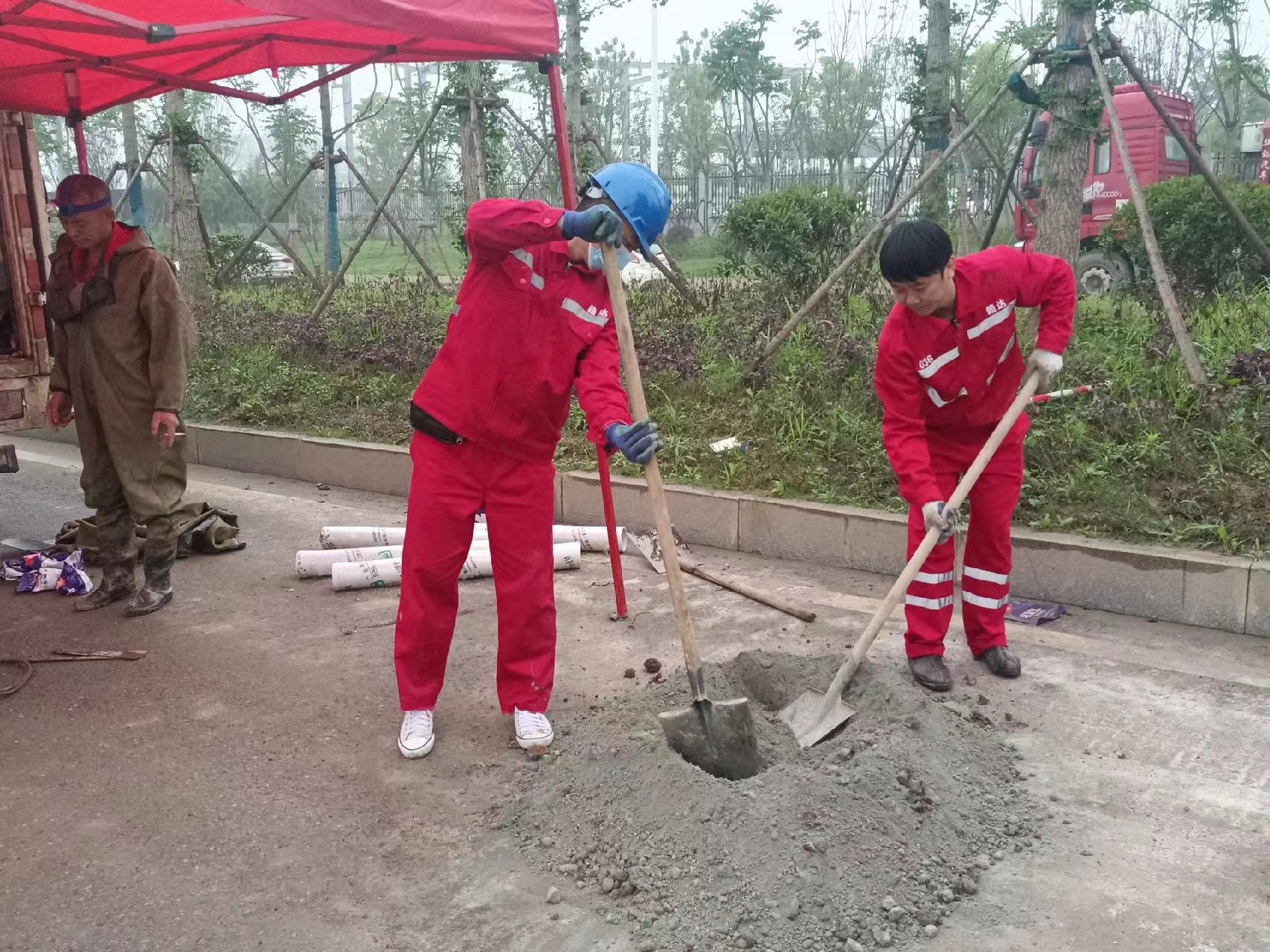 日土管道疏通哪家好】及时进行市政管道清淤