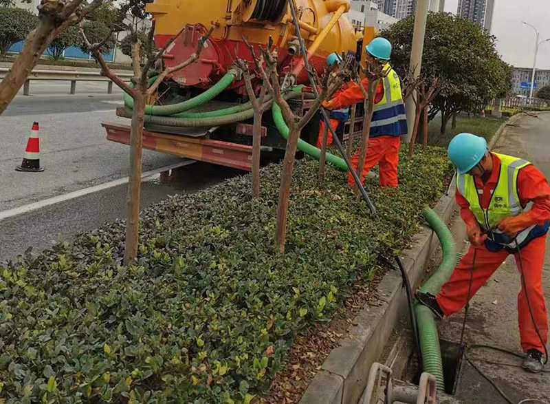 日土市政管道清淤